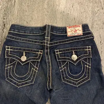 True Religion 부츠 컷 데님 27인치