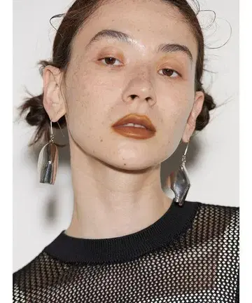 안스 리드 ARCH COCOON EARRING