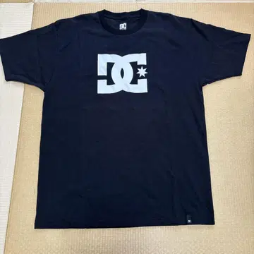 DC 티셔츠 M 사이즈 블랙