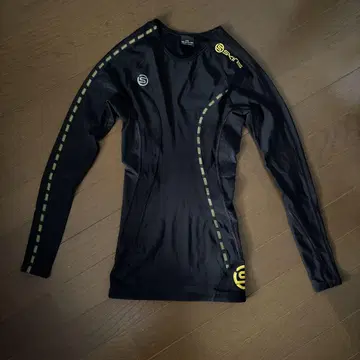 SKINS 언더웨어 XS