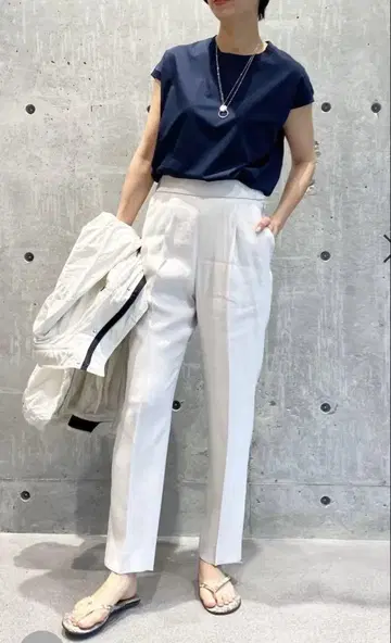 암 레트 티셔츠 네이비