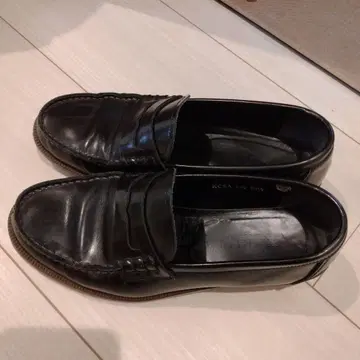 블랙 가죽 로퍼