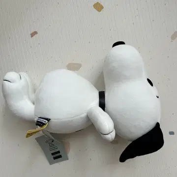 배가 동그란 스누피 택 포함