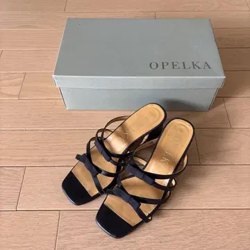 오펠카 샌들