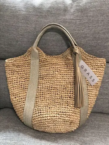 신상품 미사용 GRASS 라피라 백