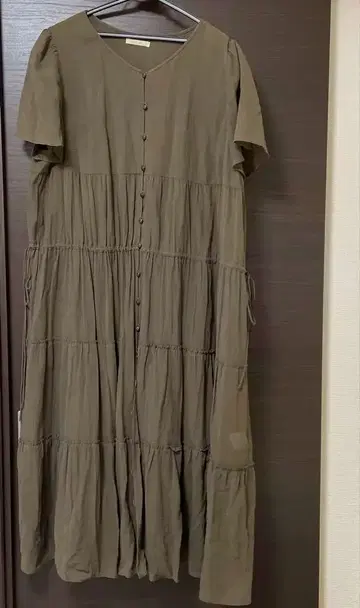 로즈 티아라 코튼 100 티어드 원피스