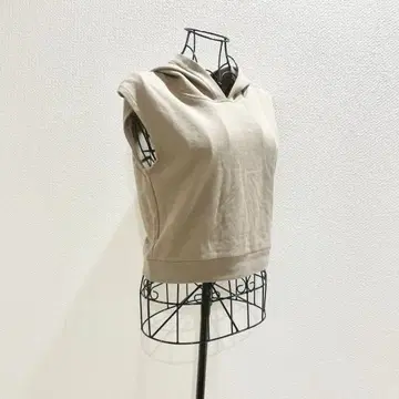 질스튜어트 맨투맨 후드티 카키 리본 면100% 슬리브리스