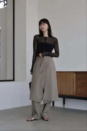 로렌 크롭 시어 가디건