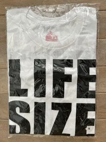 미개봉 피로우즈 LIFE SIZE LIFE. 티셔츠