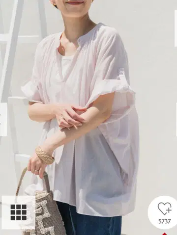 어반 리서치 도어즈 코튼 보일 롤업 슬리브 블라우스