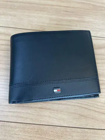 Tommy Hilfiger 블랙 접이식 지갑