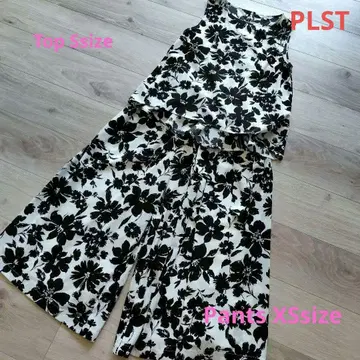 PLST 꽃무늬 셋업 화이트 블랙