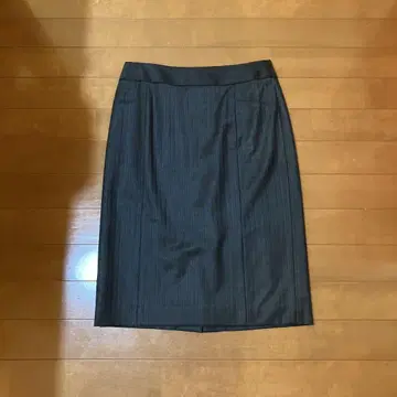 새상품급 23구 Bahariye 타이트 스커트 36 다크 그레이