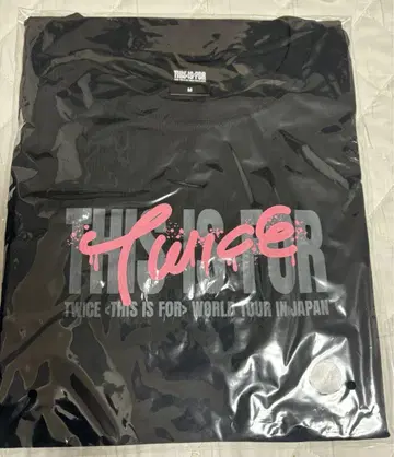 twice 허벅지 티셔츠
