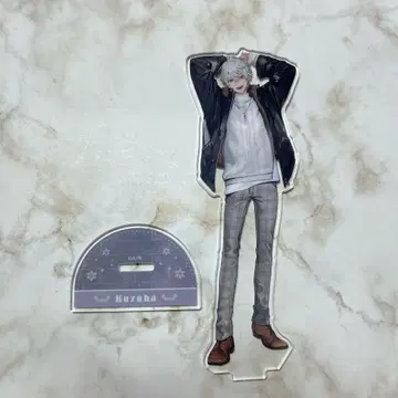 쿠츠하 아크릴 스탠드 윈터 데이트
