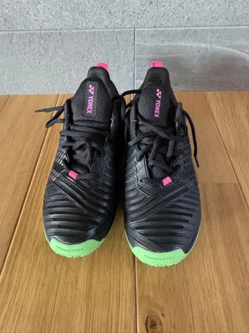 YONEX 테니스화 블랙/그린/핑크
