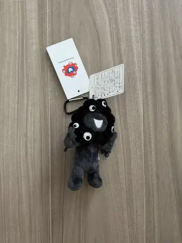 오사카 만국 박람회 블랙 미야쿠미야쿠 카라비너 포함 스탠딩 (미사용)