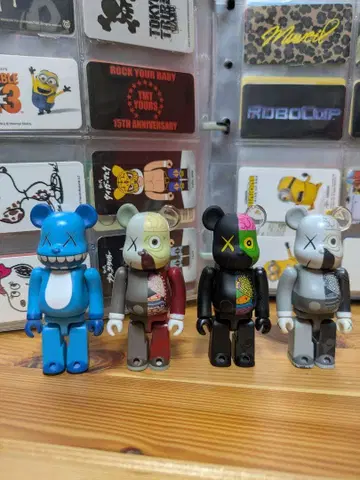 베어브릭 KAWS BE@RBRICK a-nation 인체 모형 세트