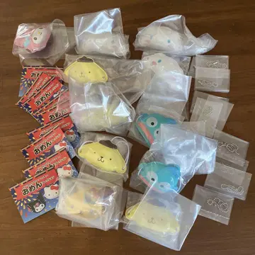 산리오 오멘 가챠가챠