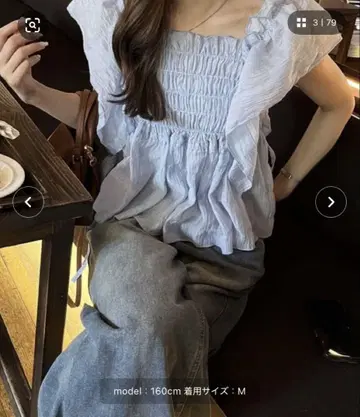 새상품급 시어 탑 스카이블루 보관 얼룩 있음