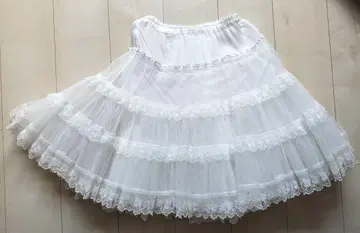 마리아 막달레나 로즈 레이스 티어드 파니에