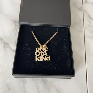 BIGBANG G-DRAGON One of a Kind 목걸이