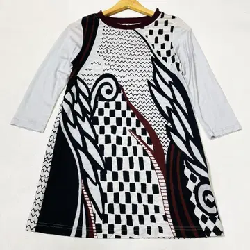 HIROKO KOSHINO TRUNK 스트레치 7부 소매 디자인 튜닉