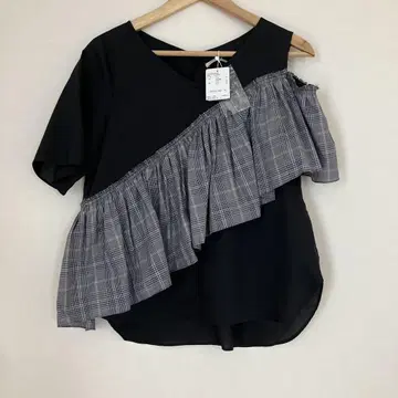 LUCAS LADY 비대칭 프릴 반팔 셔츠