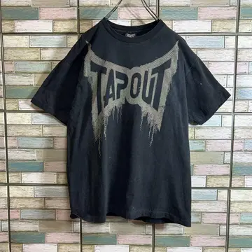 TAP OUT 반팔 티셔츠 빅 로고