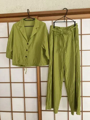 린넨풍 올리브 그린 셋업