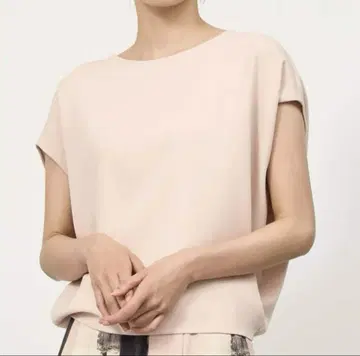 새상품급 소주 핑크 베이지 프렌치 슬리브 컷 티셔츠 블라우스 M 봄/여름