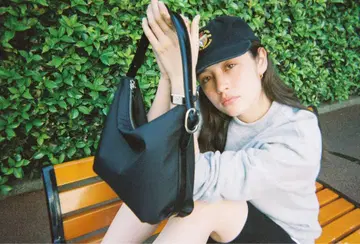모든 것이 포함된 작은 캔버스 가방