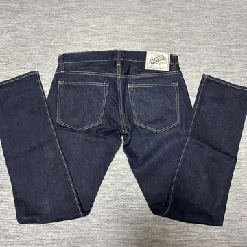 DENIME 다크 네이비 슬림 스트레이트 데님 W30