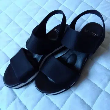베네비스 BENEBIS 블랙 샌들 23cm