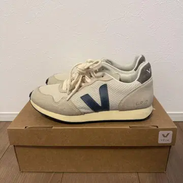VEJA SDU REC 스니커즈 22cm 상자 없음