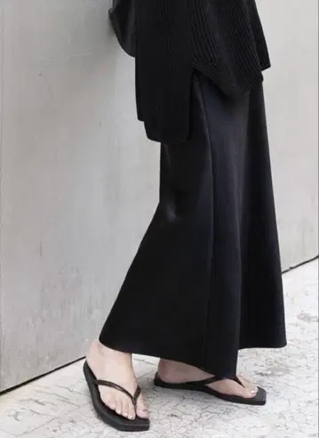 Deuxieme Classe Minimal Satin 스커트