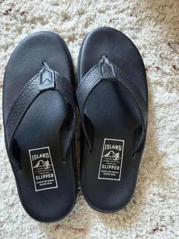 Island slipper 가죽 샌들