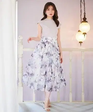 Noela 메쉬 블러 플라워 스커트 PUR