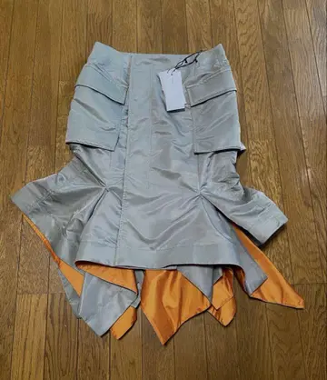 새상품 사카이 스커트