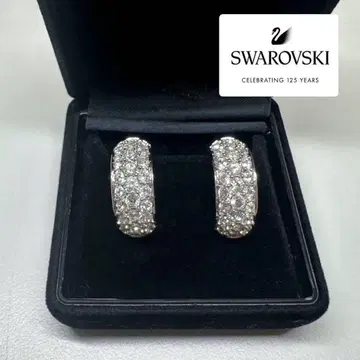 SWAROVSKI 스와로브스키 귀걸이 파베 실버 하프 후프