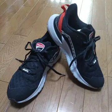 디어도라 콜라보 GP Team Replica 23 스니커즈 25cm