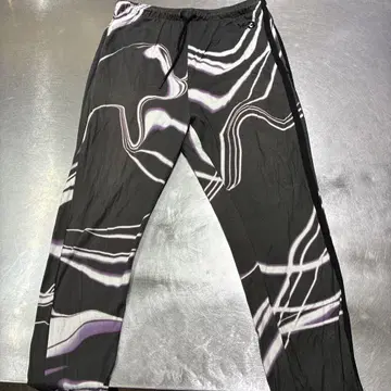 Y-3 추상 스트라이프 패턴 팬츠 S/P