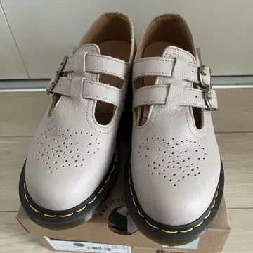 Dr. Martens Mary Jane / 멜리 제인 UK5