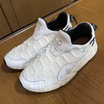 Flower MOUNTAIN HONEYCOMB 플라워 마운틴 허니콤