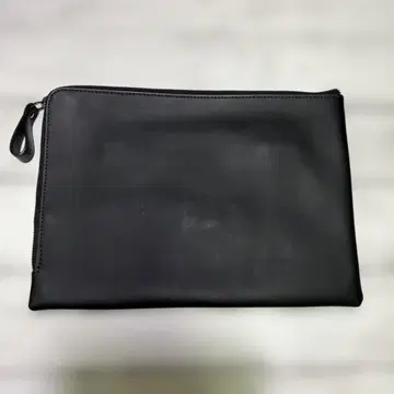 8 에이트 블랙 가죽 느낌 클러치백