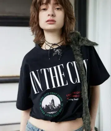 SLY IN THE CITY 루즈 티셔츠