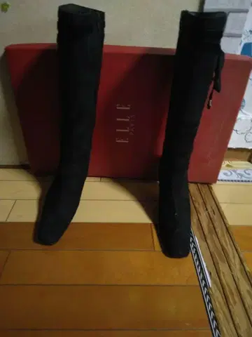 엘르 스웨이드 롱 부츠 블랙