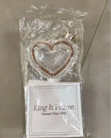 King & Prince 콘서트 투어 2019 응원봉
