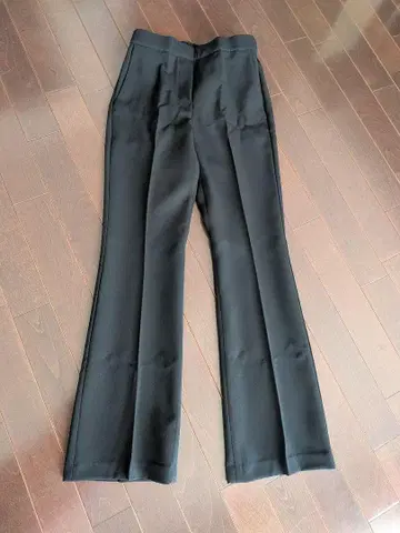 블랙 플레어 팬츠 허리밴딩