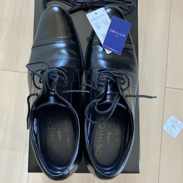 1회 착용 오리히카 블랙 가죽 신발 24.5cm
